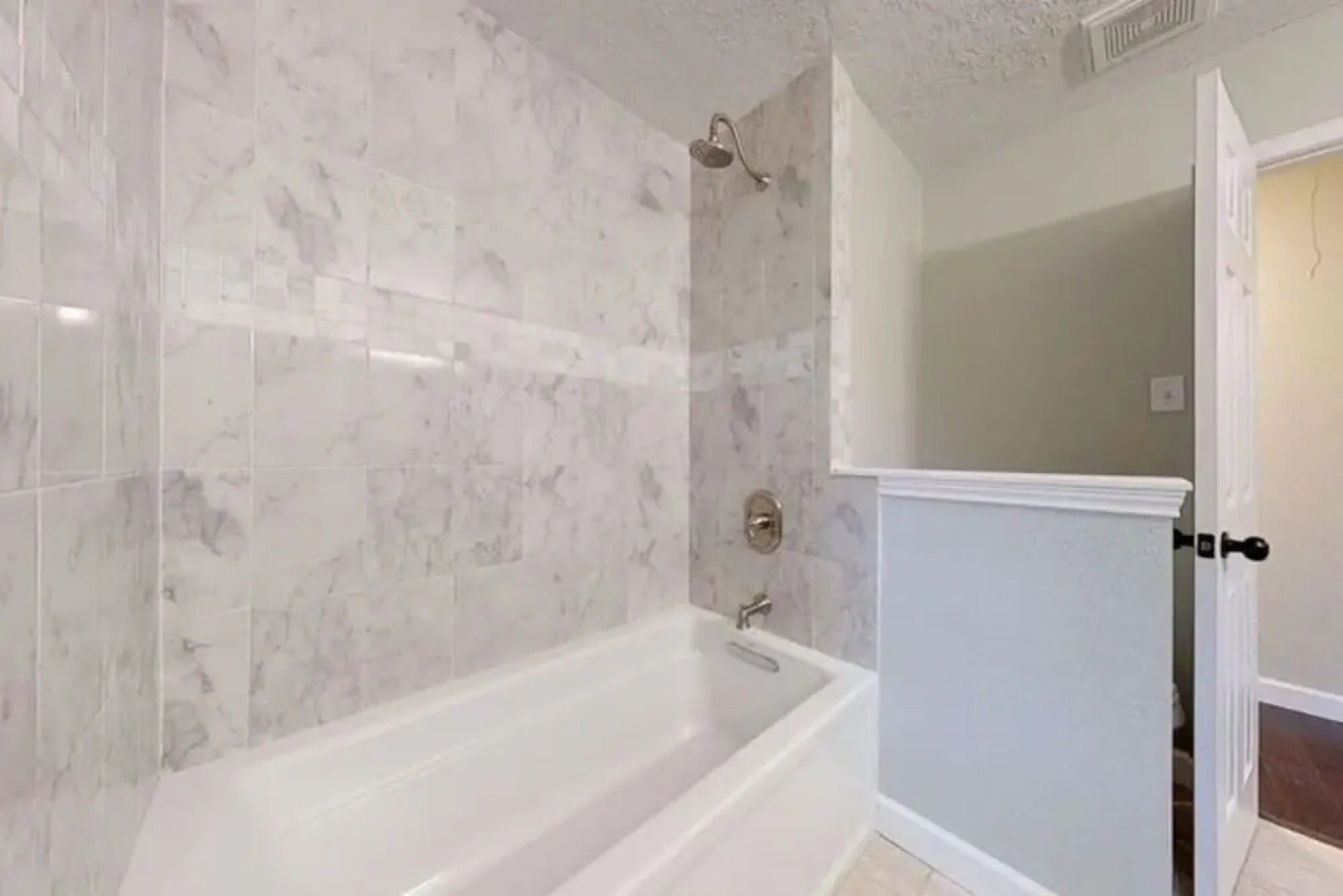 Beautiful Home In The Woodlands Best Location