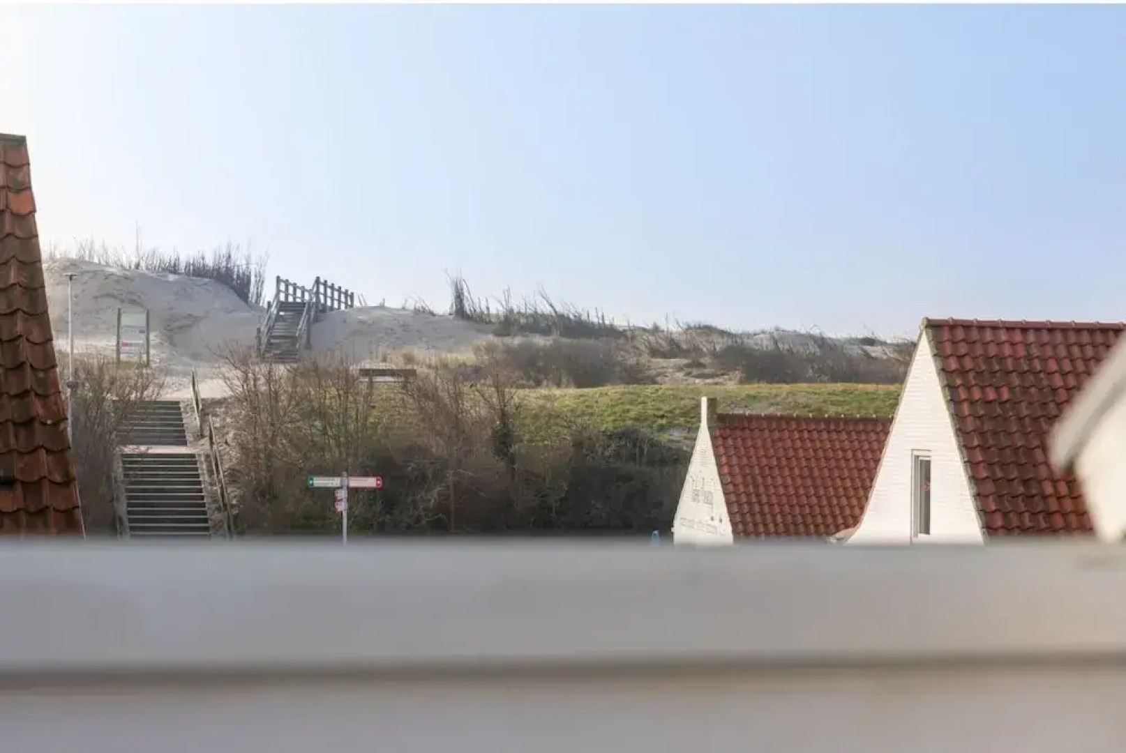 Bright Apartment Near Beach