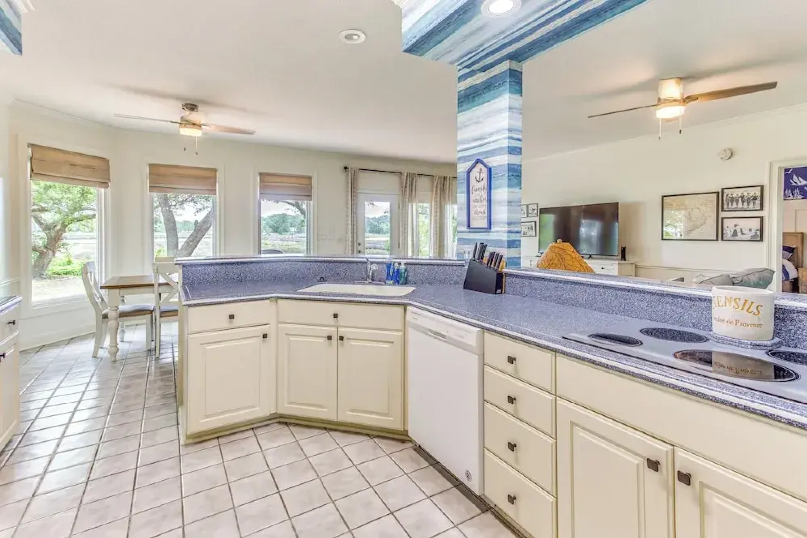 Walk to Marina: Pet-friendly Little River Home!