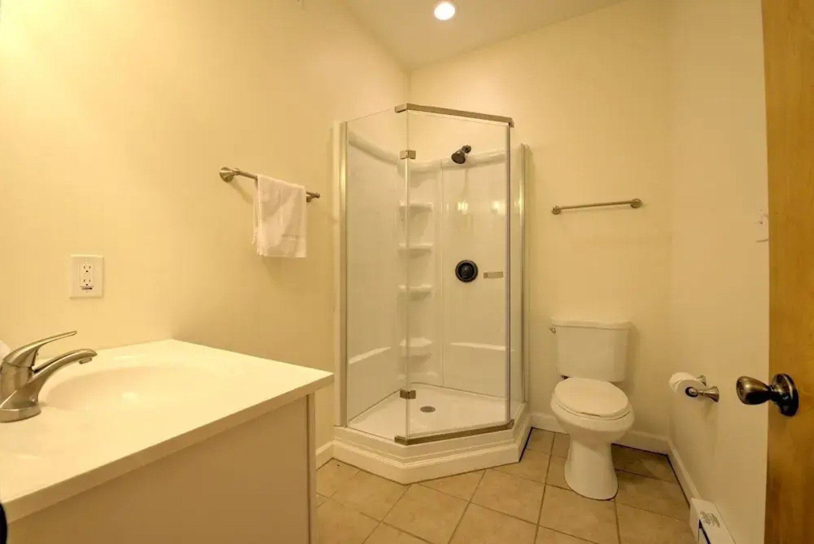 Red Wolf - 2 Br Cabin