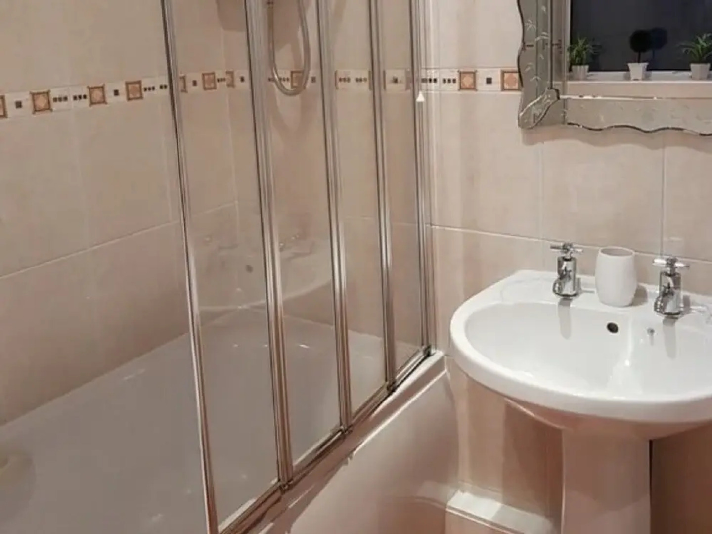 Atlantis Holiday Home