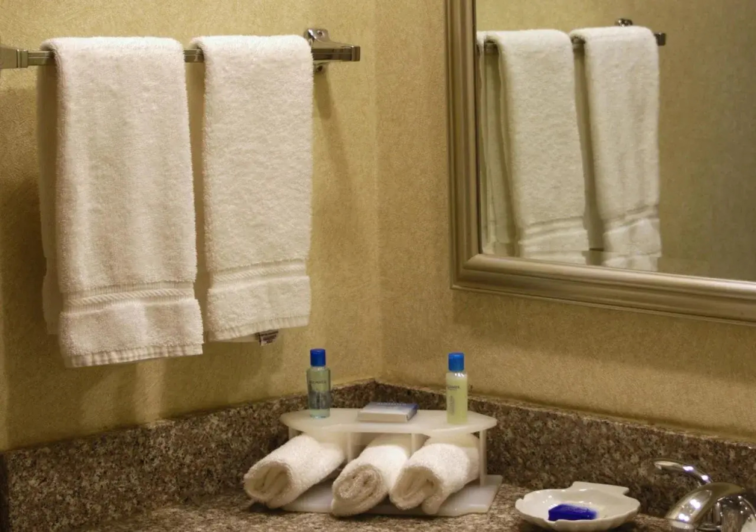 Best Western Galleria Inn & Suites