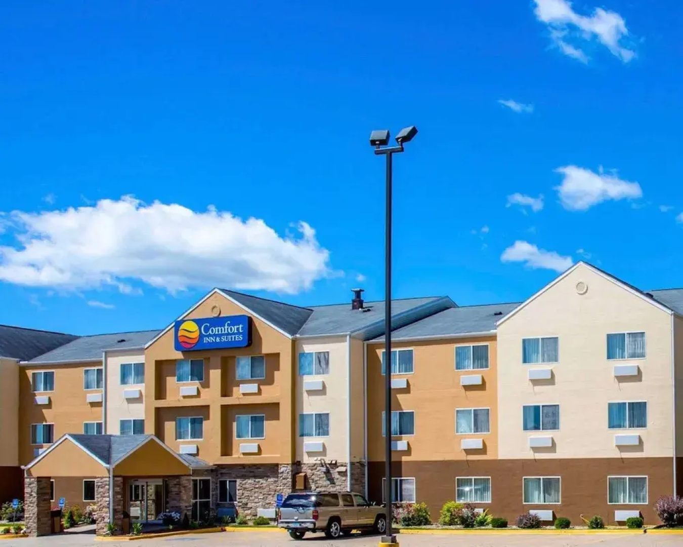 Comfort Inn & Suites