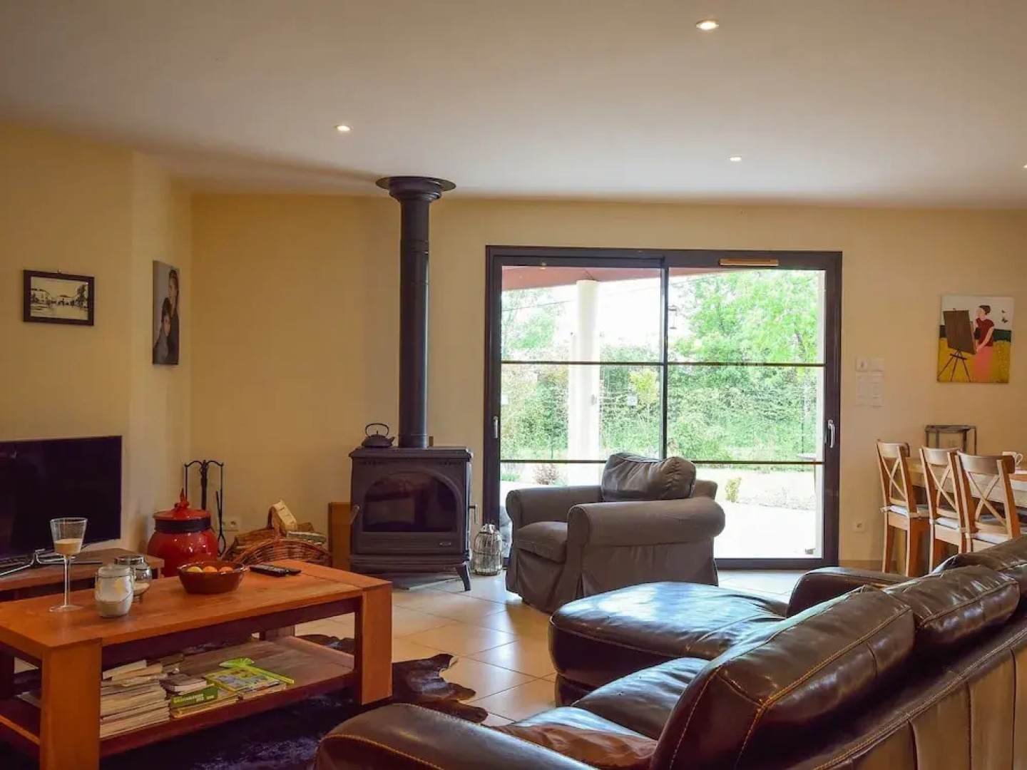 Modern Villa in La Romieu With Swimming Pool