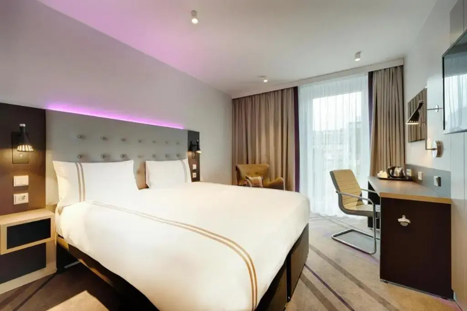 Отель Premier Inn Frankfurt City Europaviertel