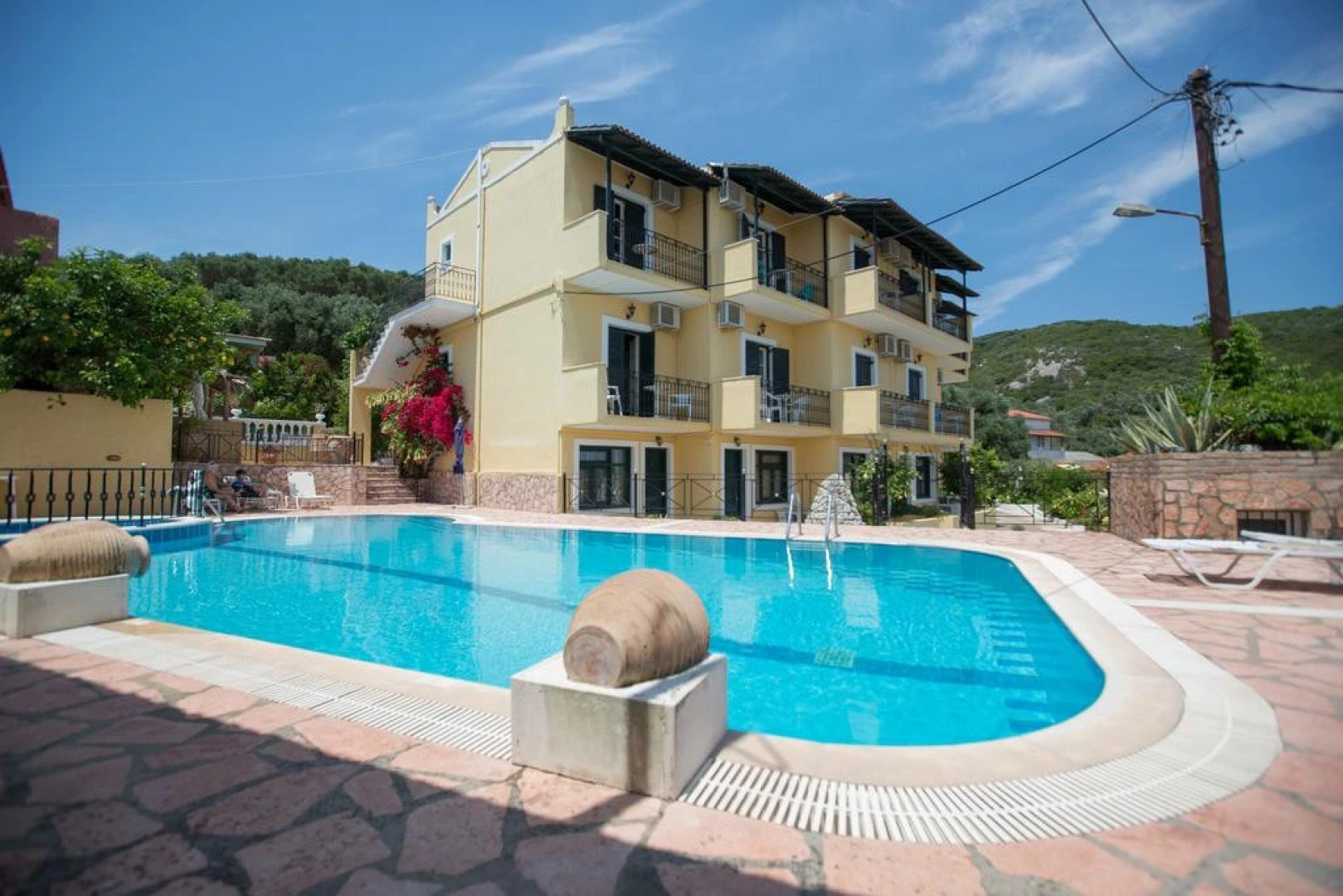 Aragorn Paradise Garden