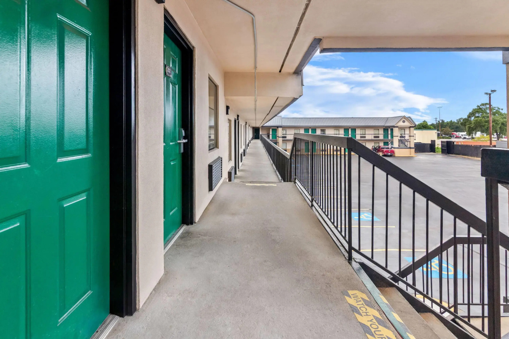 Super 8 by Wyndham Columbia