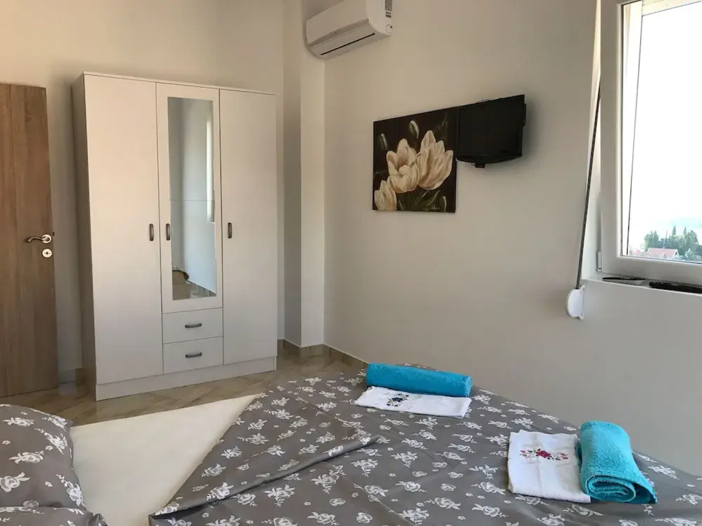 Minna Apartments