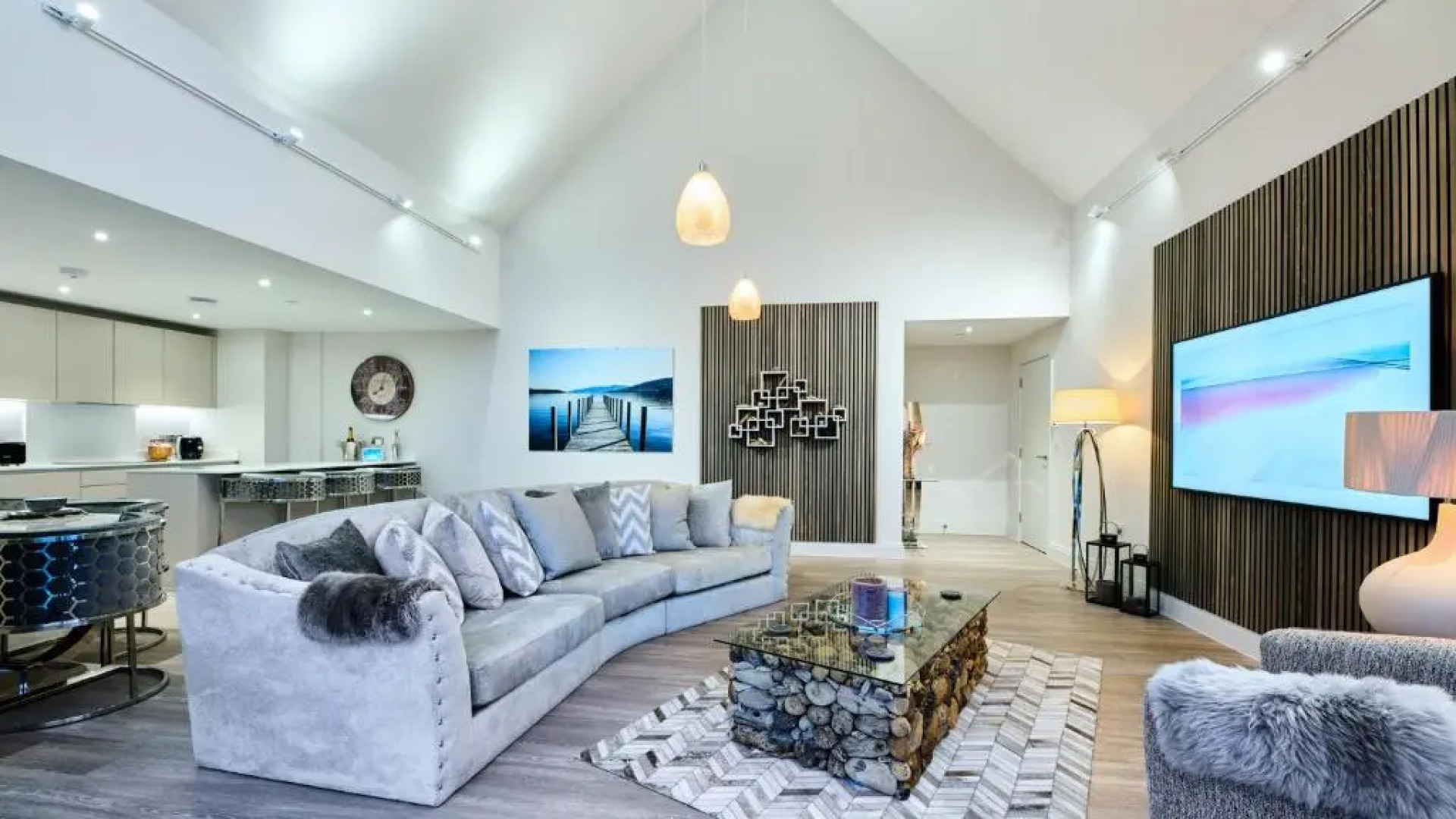 Luxury 3 Bed Penthouse Sea & Golf View, Brand New