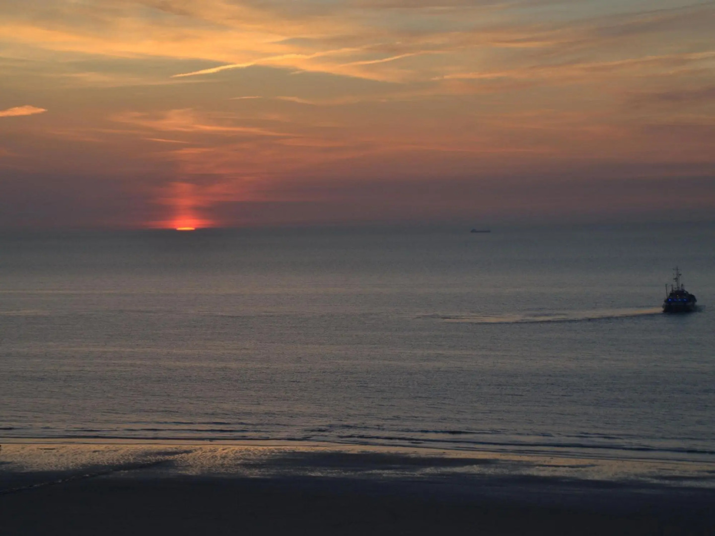 Romantic apartment in Blankenberge with sea-views