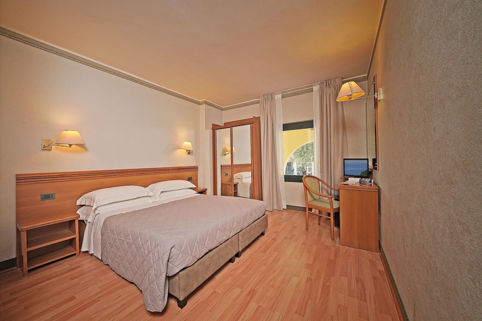 Hotel Du Lac Gardone Riviera