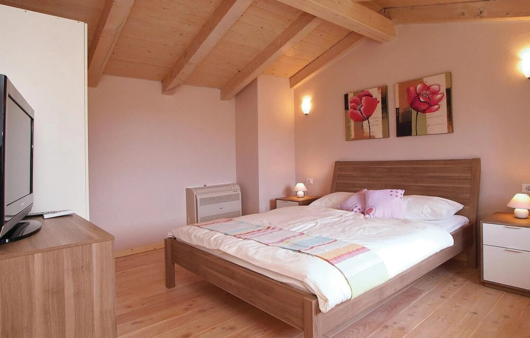 Stunning Home in Kanfanar With Wifi and 4 Bedrooms