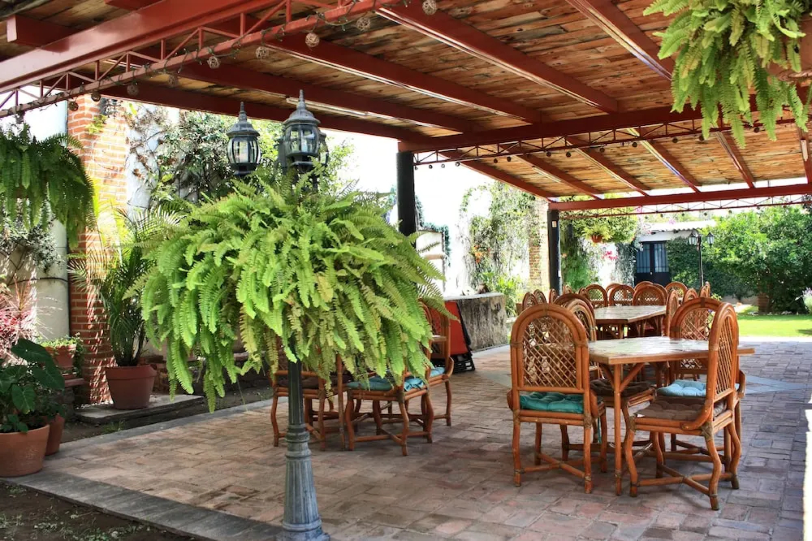 La Veranda Hotel Bed & Breakfast