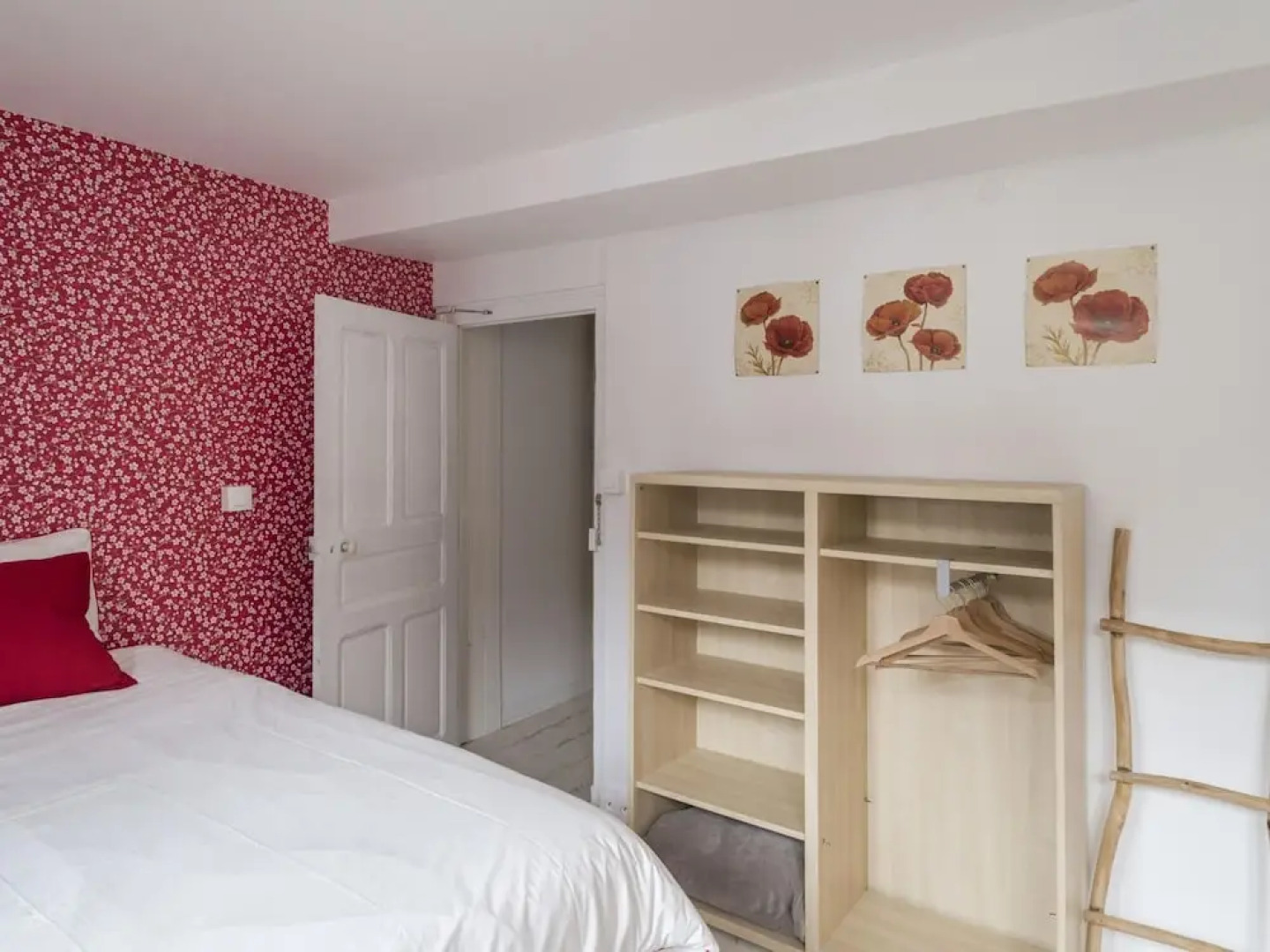 Ravishing Holiday Home in Dun-sur-meuse Near Joset Alain