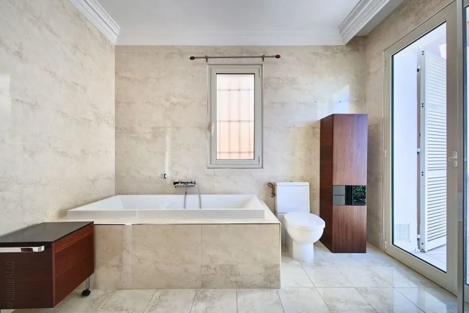 2131 Avenue de Lattre de Tassigny