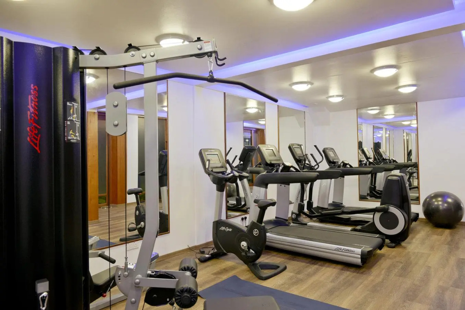 Курорт Kandolhu Maldives