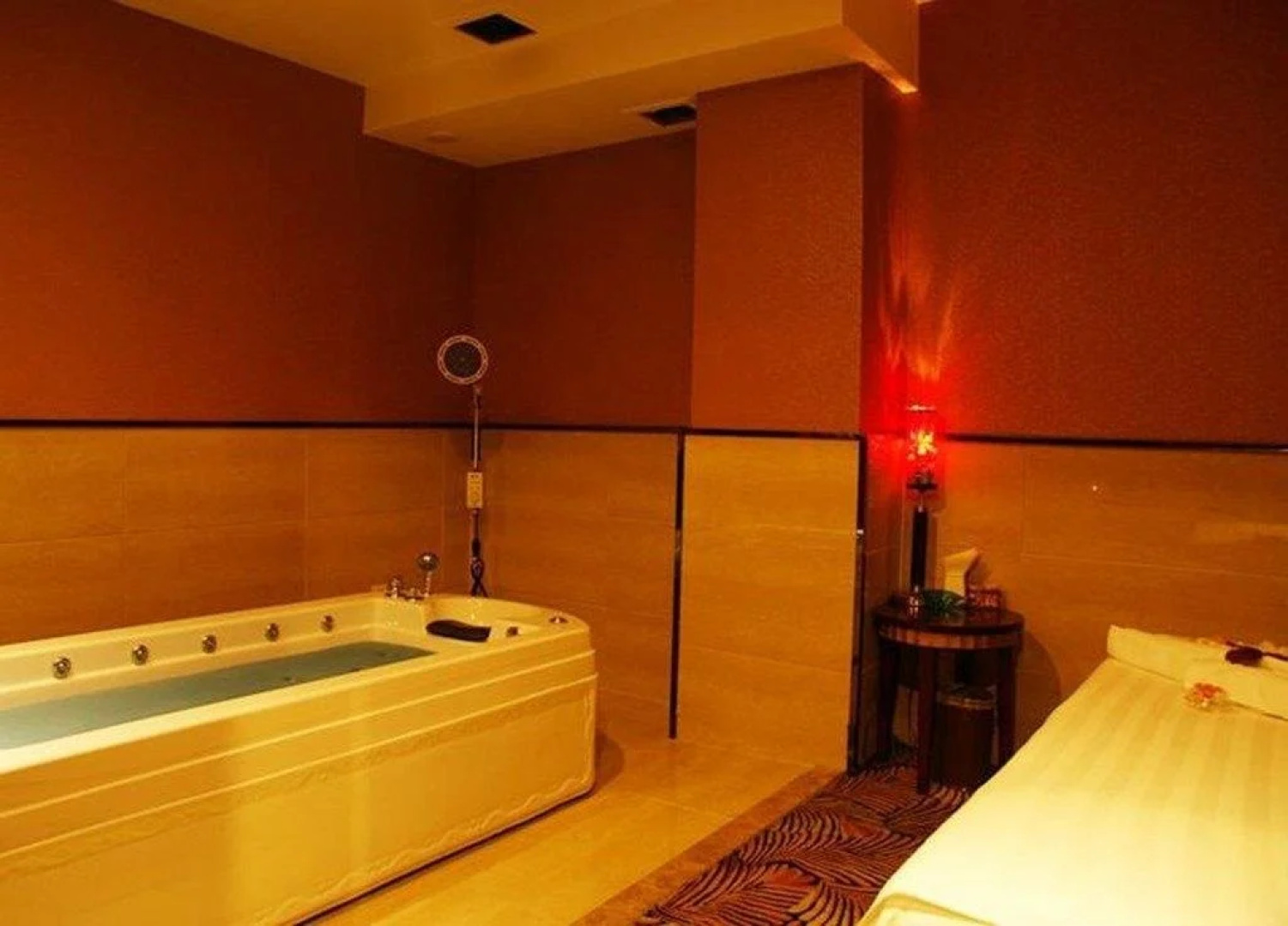 Shenyang Huayuan Hotel