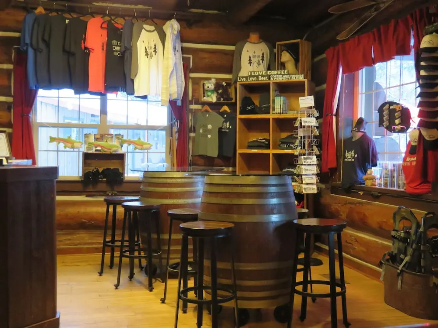 Historic Tamarack Lodge and Cabins