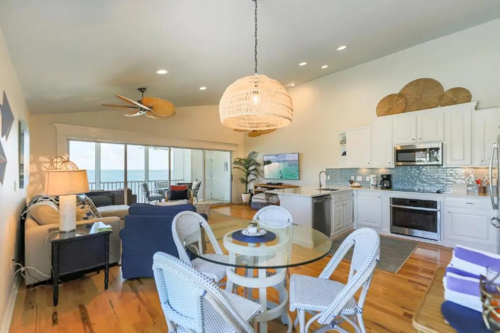 Captiva HIDE A WAY 2D