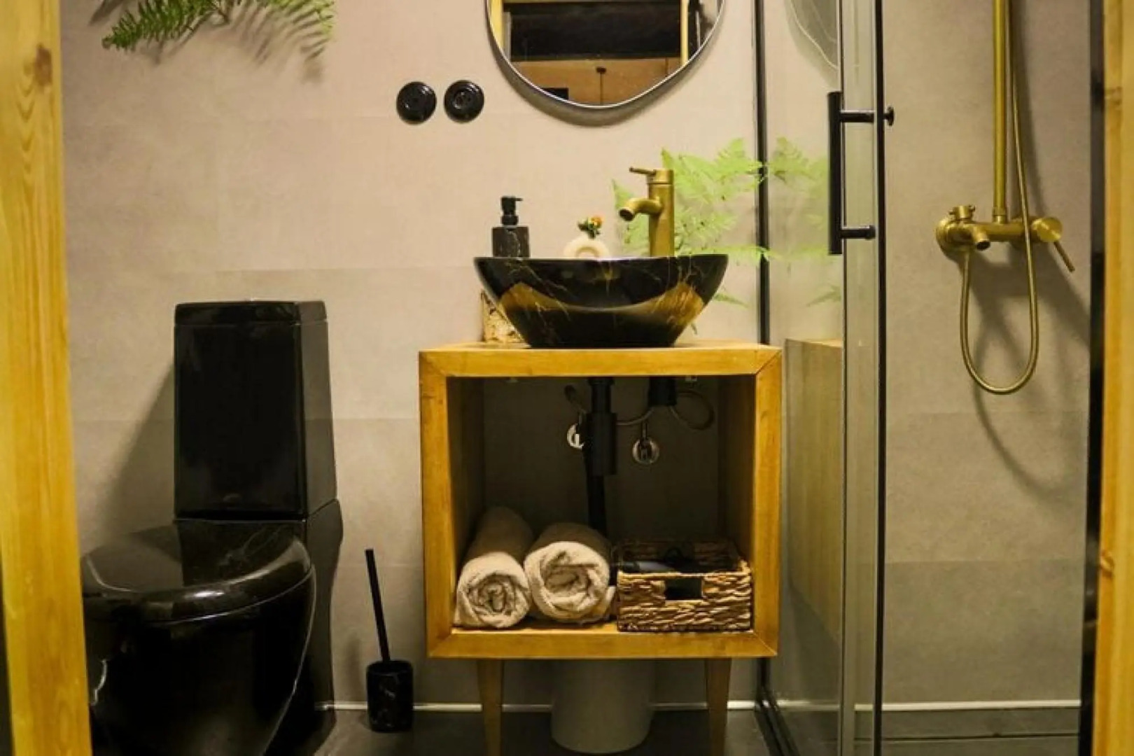 A holiday home in the woods for 4 people.