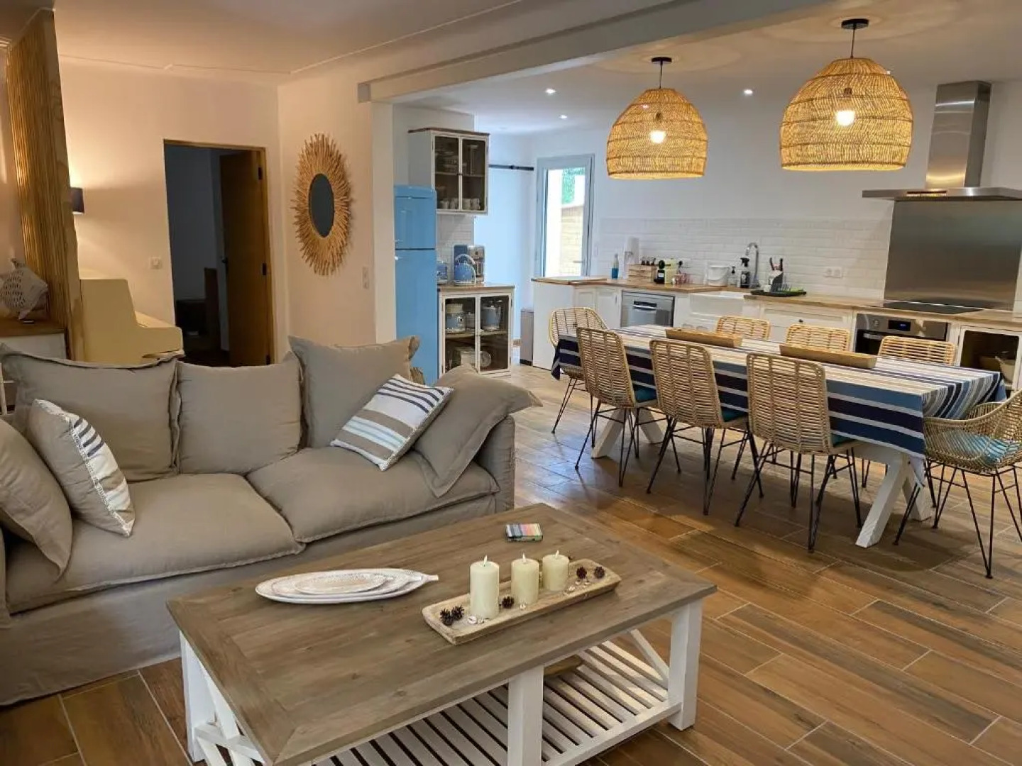 Villa de charme avec piscine à 500m des plages