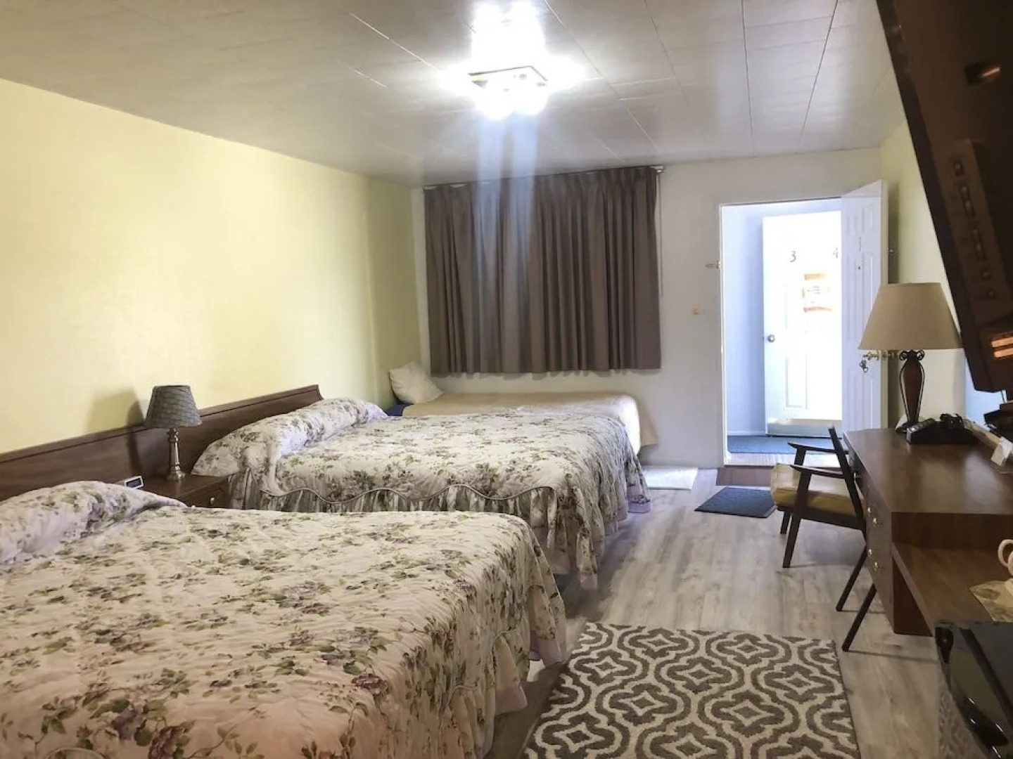 The Fossil Butte Motel