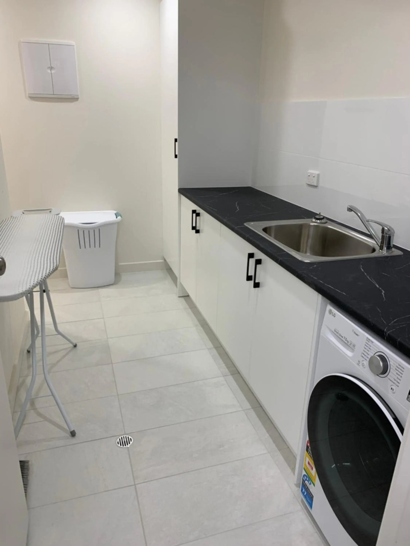 Beachside & Jetty View Apartment 2 -Skippers Apartment