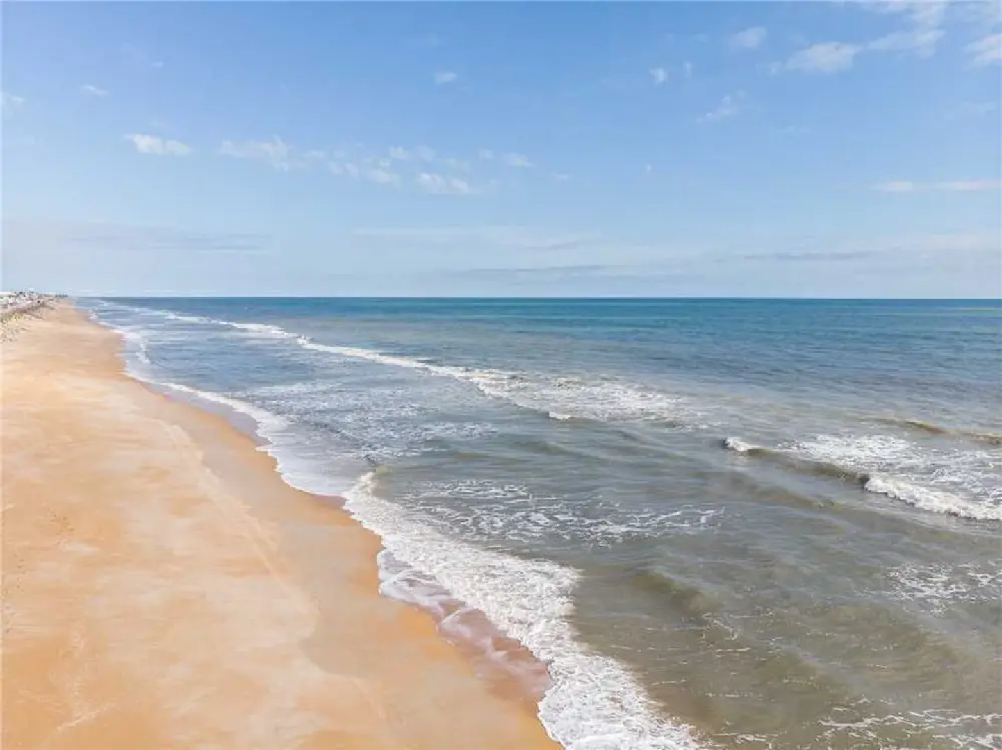 Island Retreat Lower A, Beach Front, 2 Bedrooms, Sleeps 6