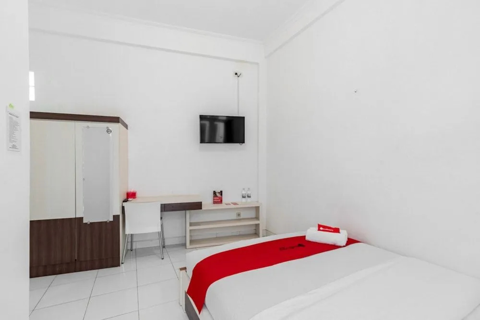 RedDoorz Syariah @ Wisma Arya 2