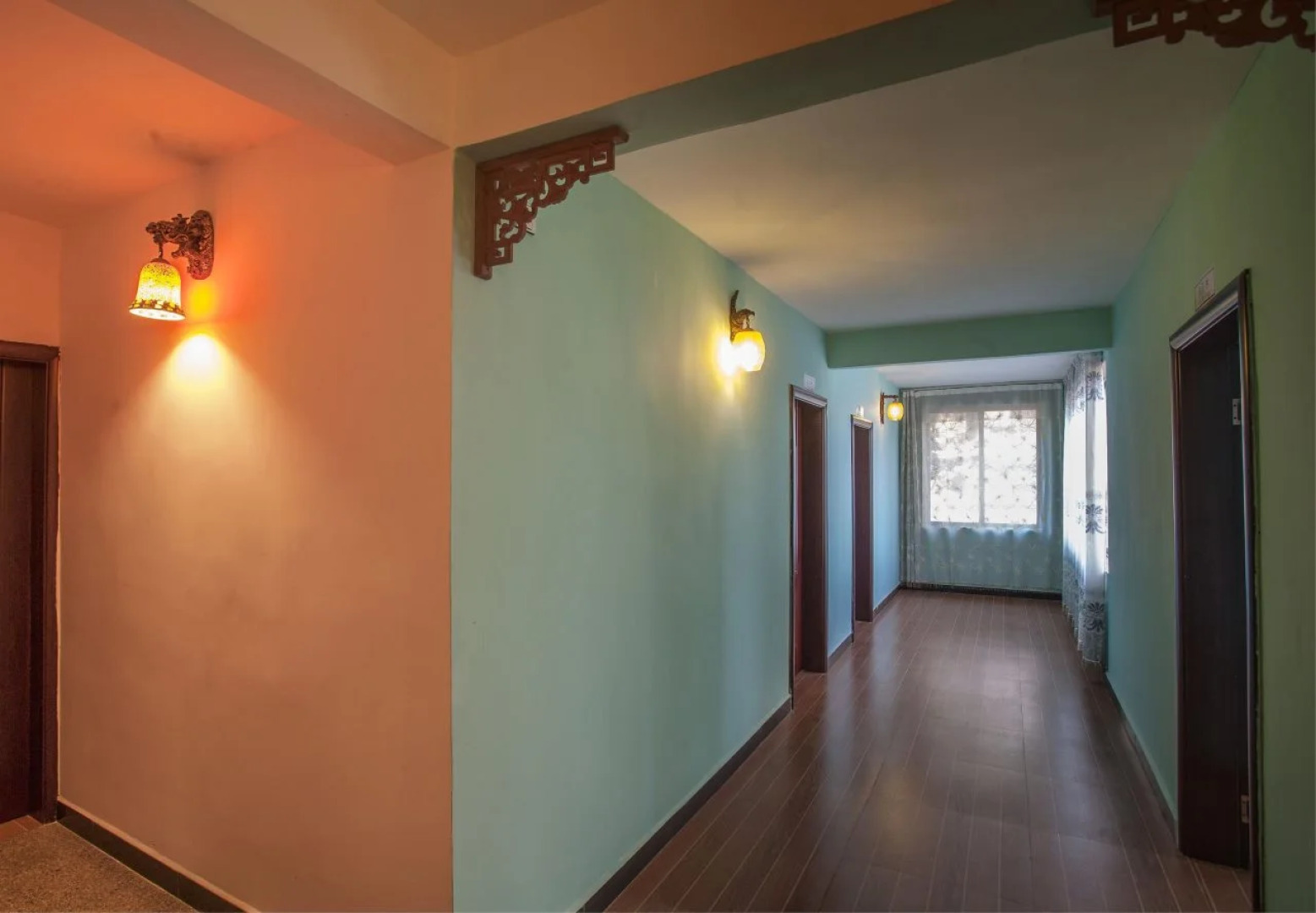 Riverside Retreat Hotel