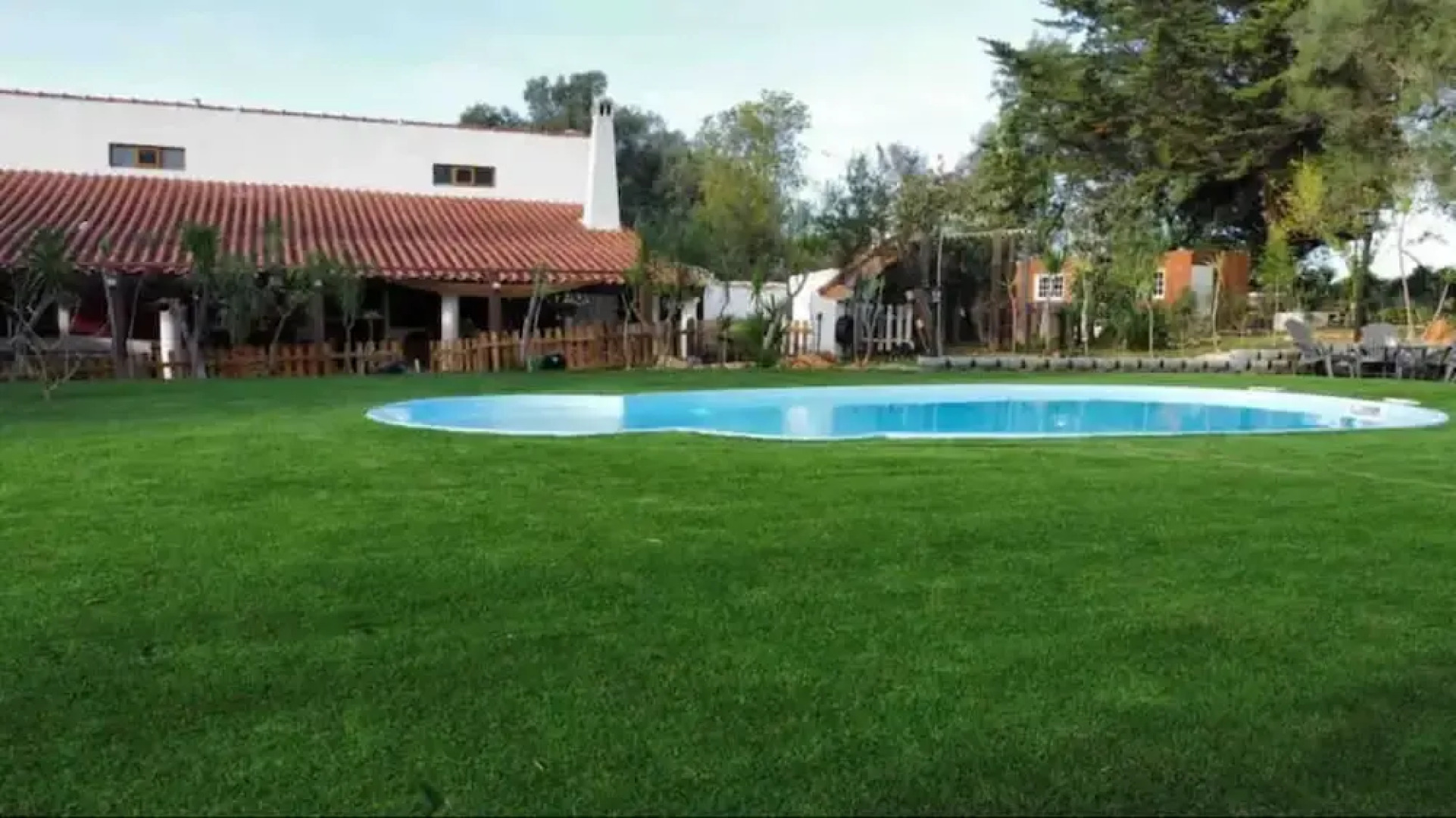 Porches Private Pool Villa 17 Guests