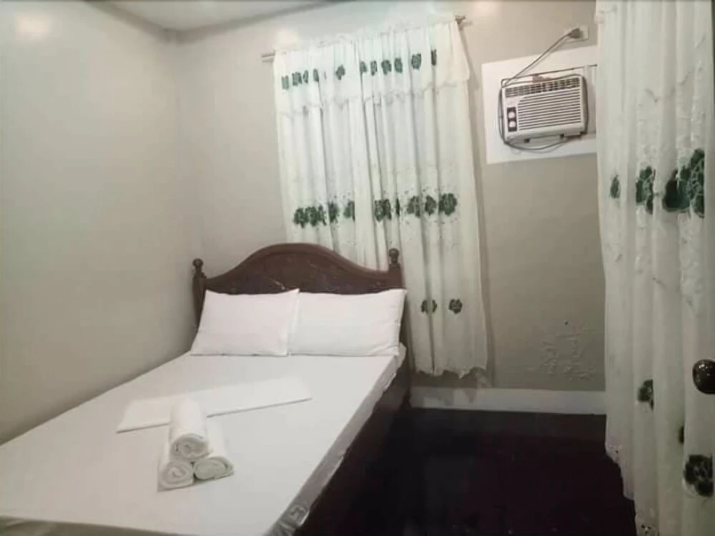 Clemente's Garden & Resort