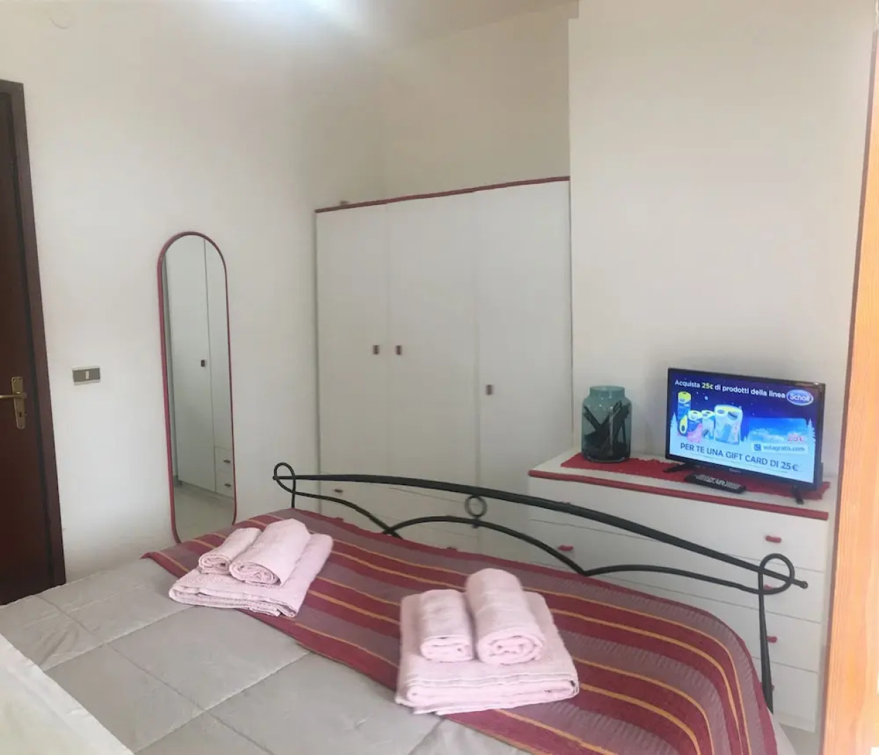 Parco Corallo Di Fronte al Mare