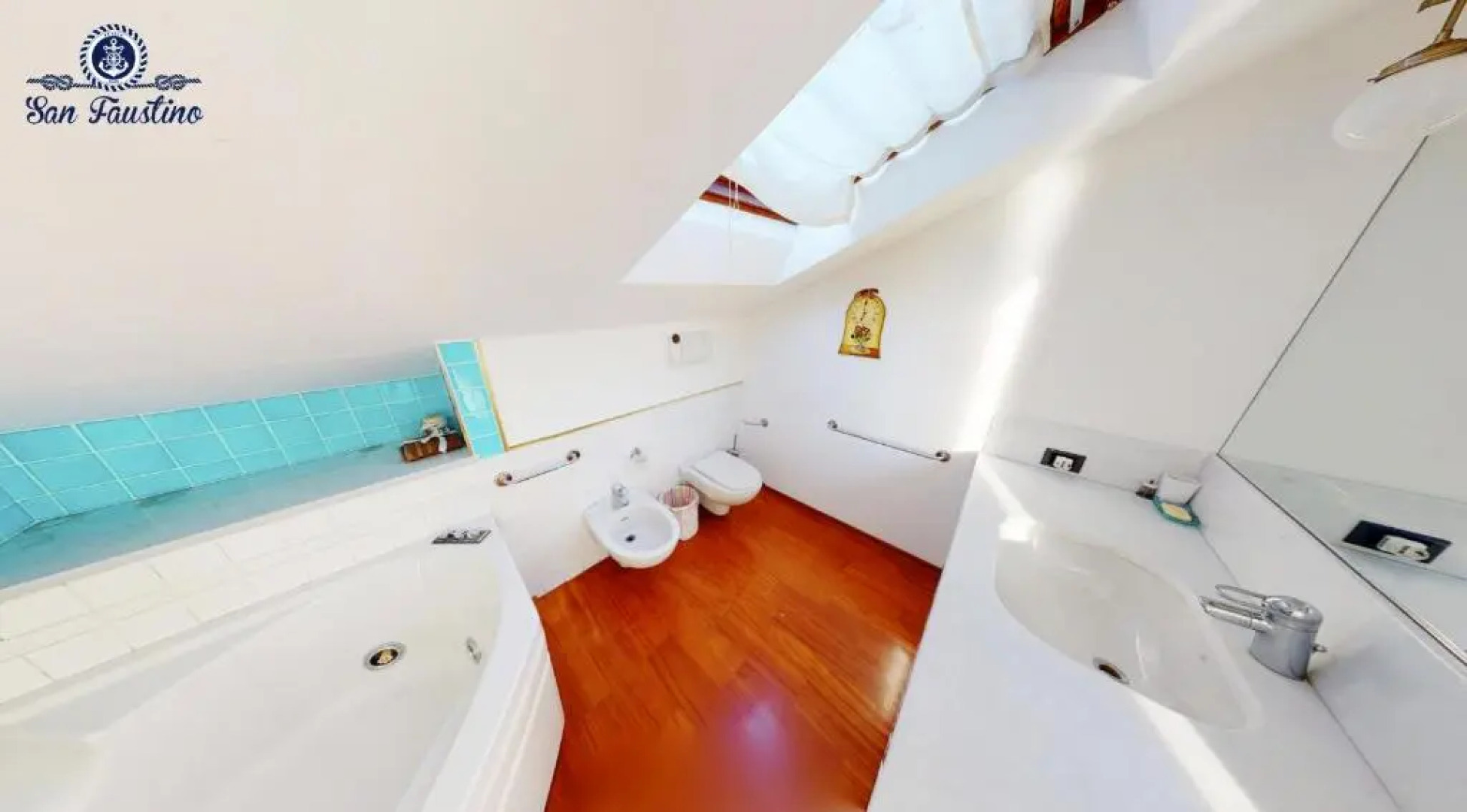 ATTICO SAN FAUSTINO 165 mq più 110 mq di terrazza- IN VILLA 700 ,VISTA MARE STREPITOSA-100 m dalla spiaggia-PARKING ESCLUSIVO-SKY,NETFLIX