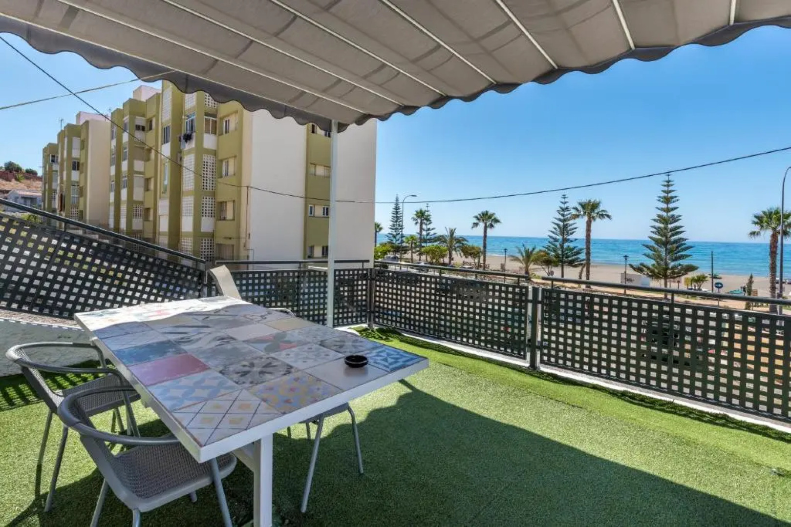 Apartamento a pie de playa