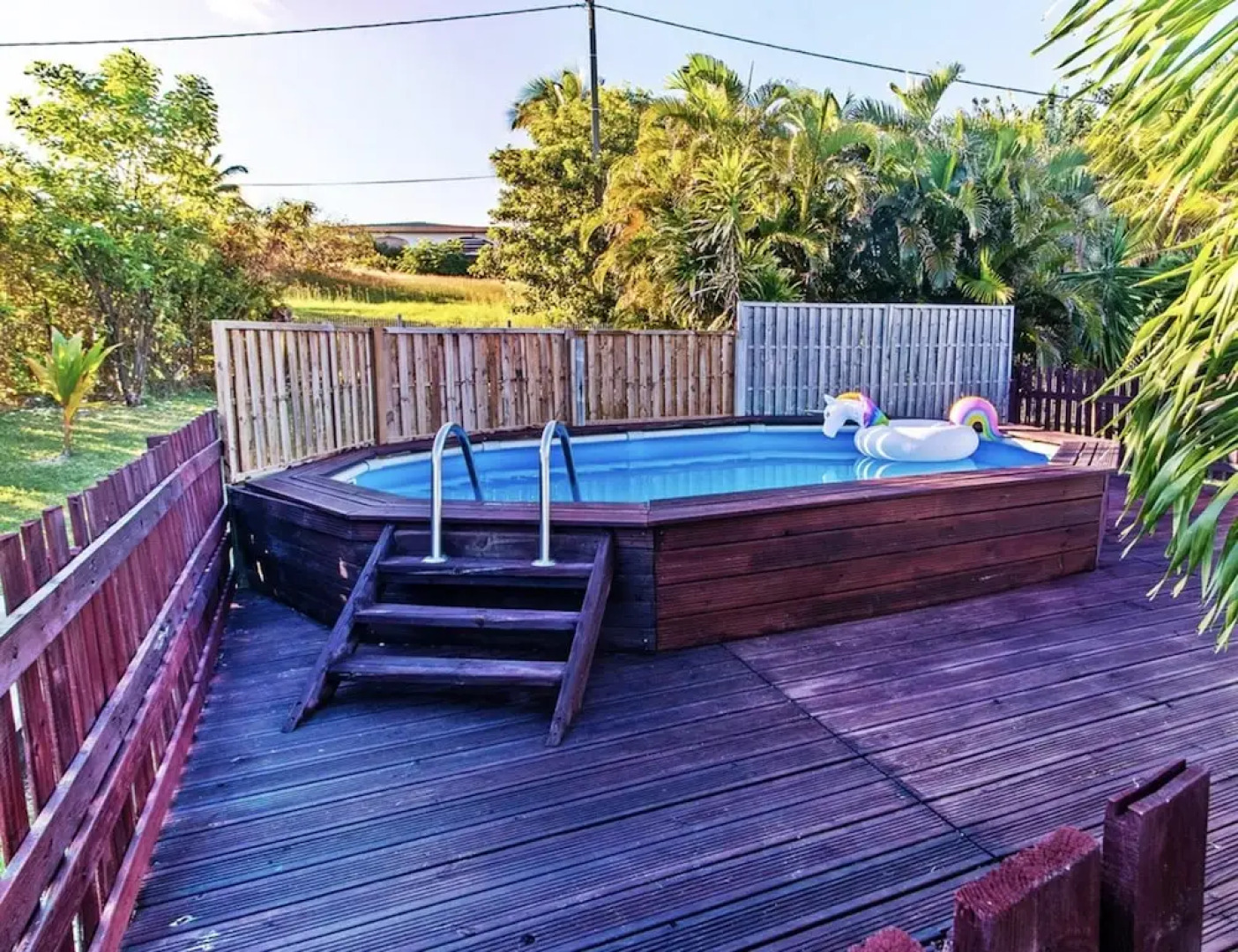 House With one Bedroom in Le Vauclin, With Pool Access, Enclosed Garde