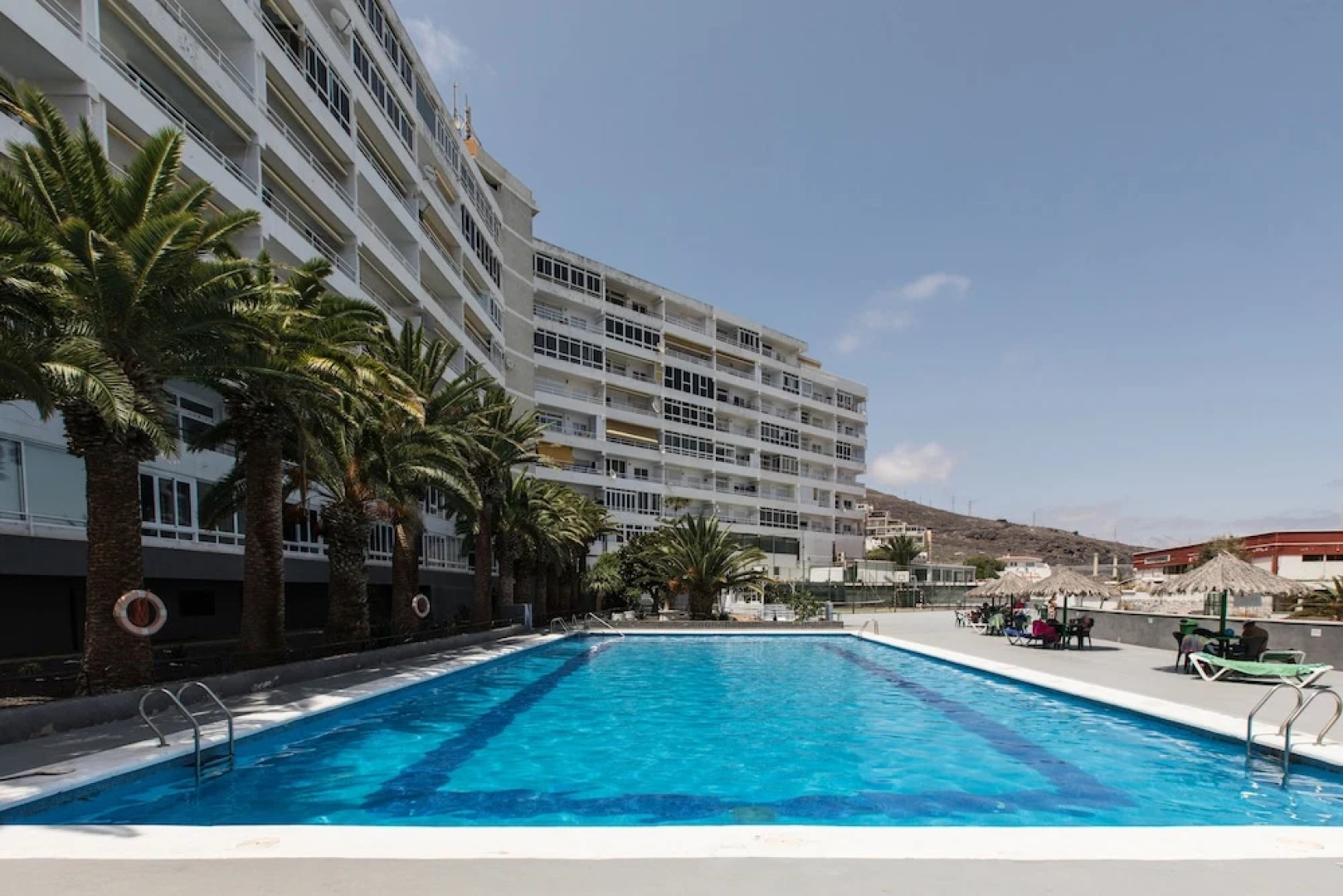 Endless Summer Apartment, Fresh Style and Sea Views