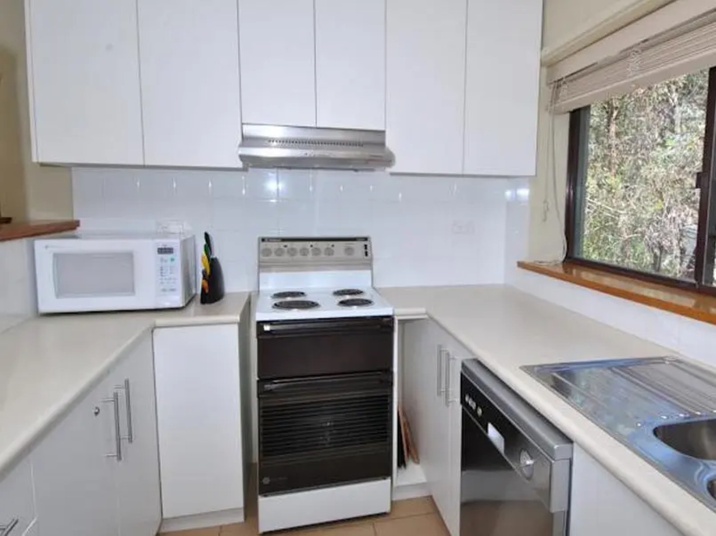 Mowamba A1 - Private Holiday Home