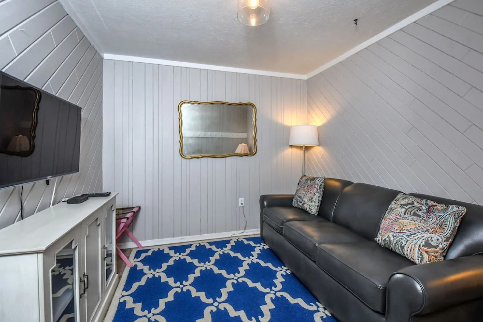 Shelby On The Lake House