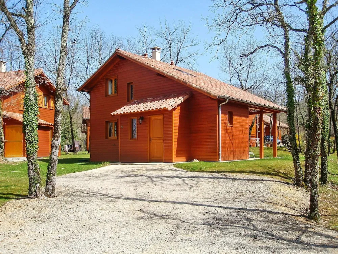 House With 2 Bedrooms in Lachapelle-auzac, With Wonderful Lake View, P