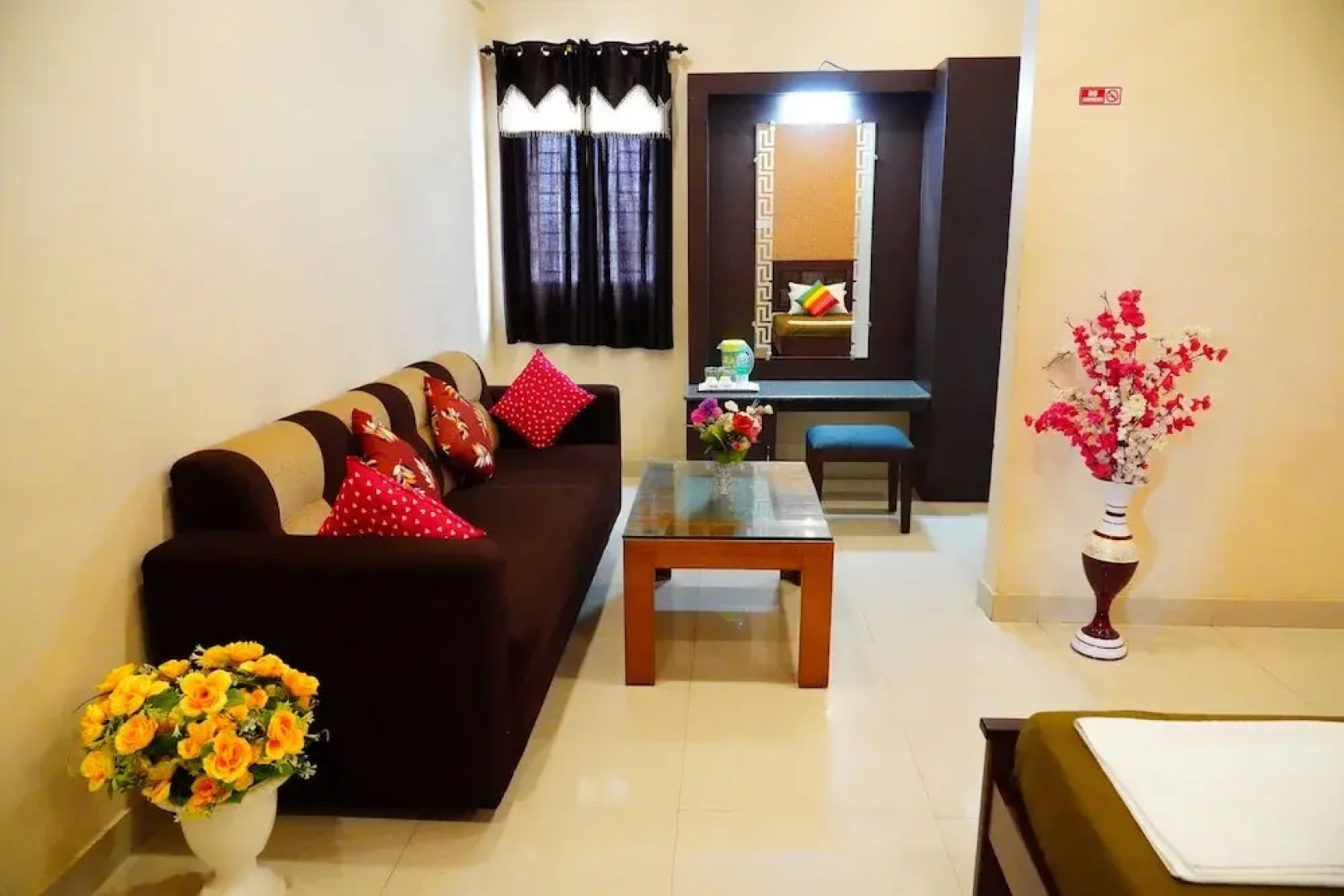 VJR Mahal and Vinayagam Residency