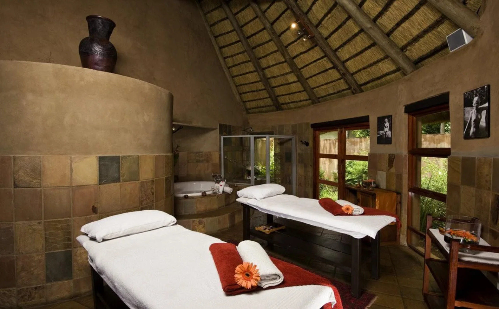 Misty Hills Country Hotel