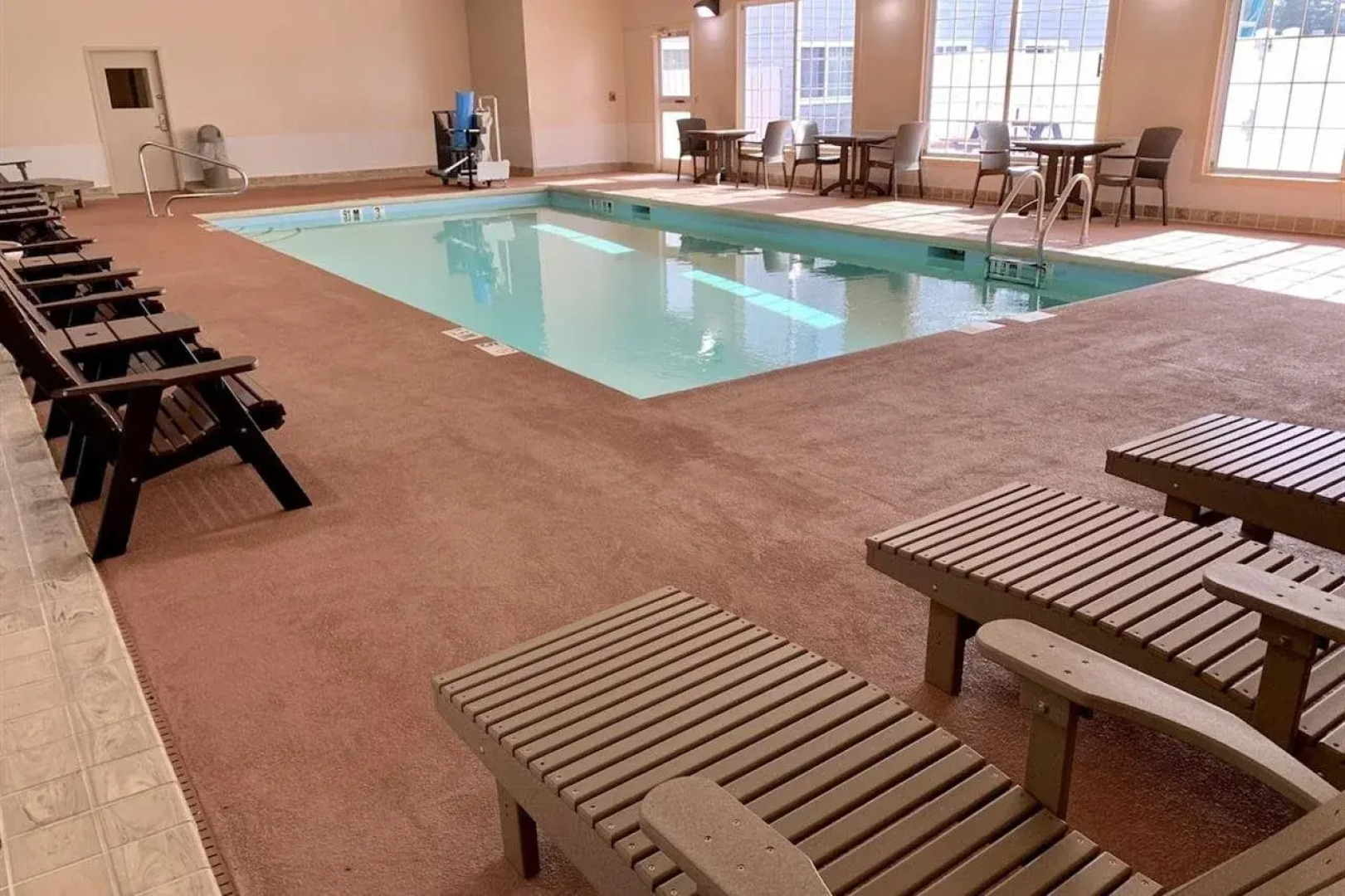 Quality Inn & Suites Hendersonville - Flat Rock