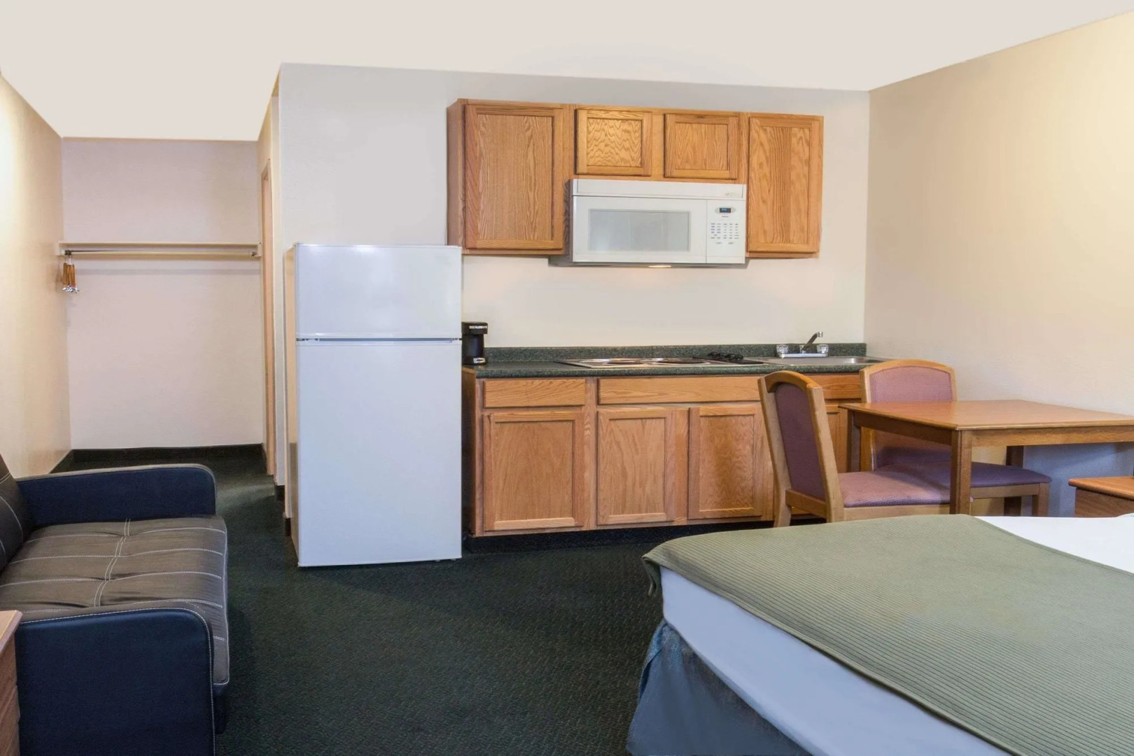 Days Inn - Kennewick