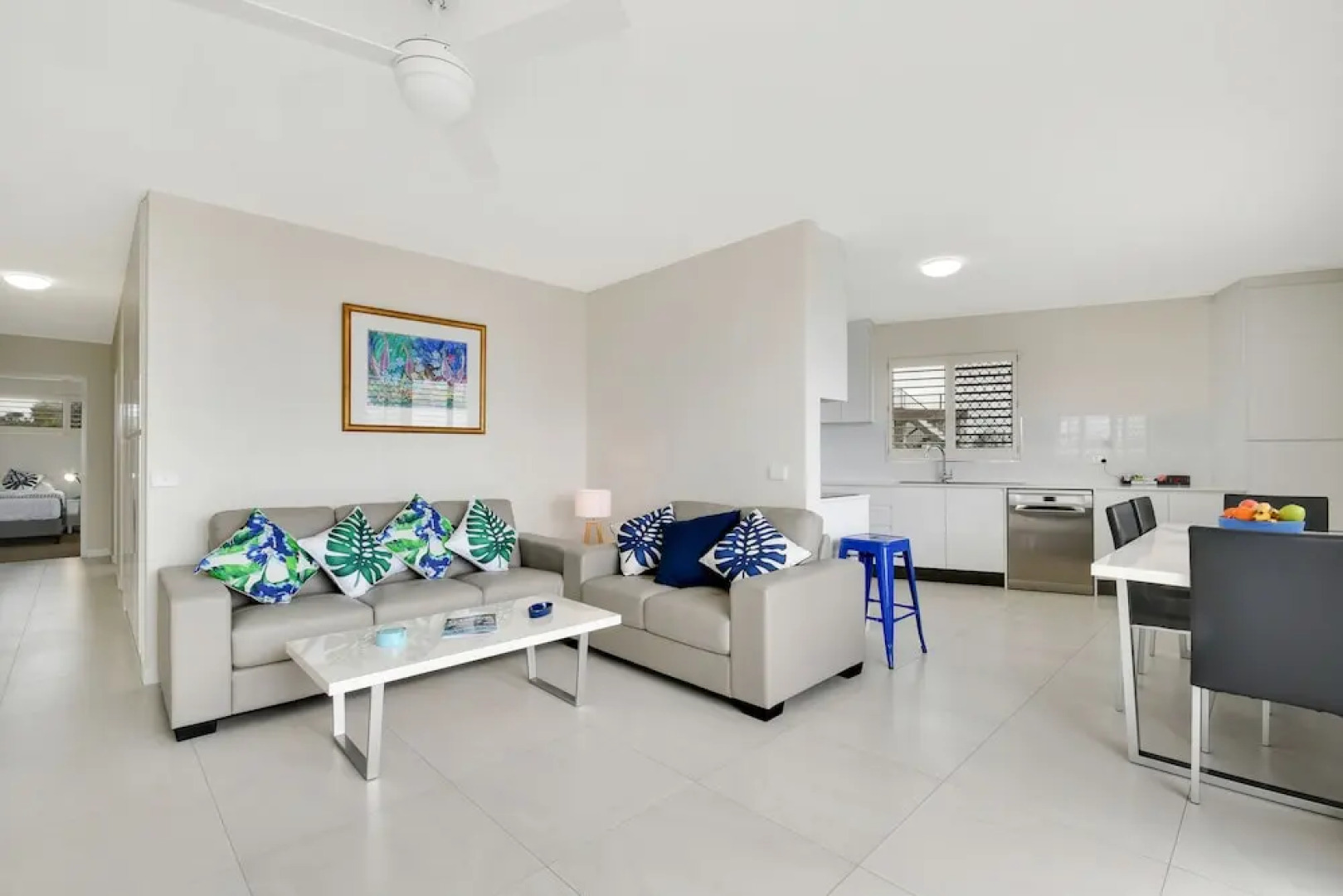 2 BDRM Beach Apartment BILGOLA4