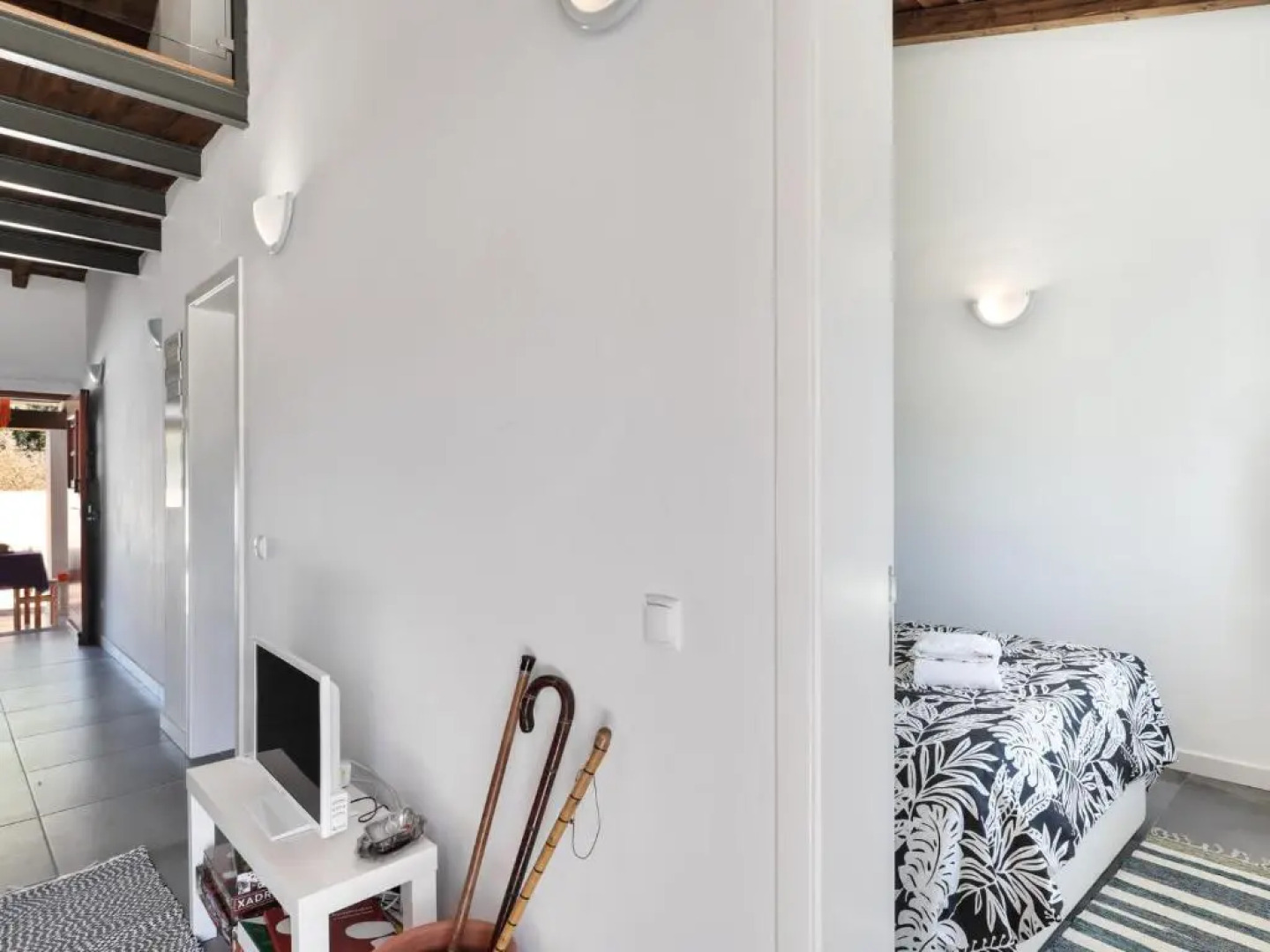 Casa da Fonte / Fountain House