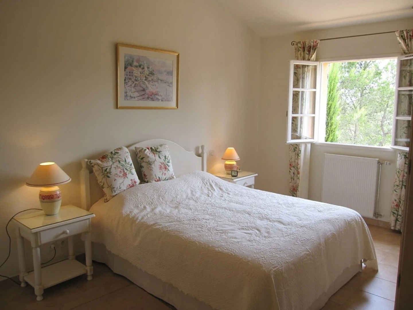 Provencal Holiday Home With Dishwasher not far From Fréjus