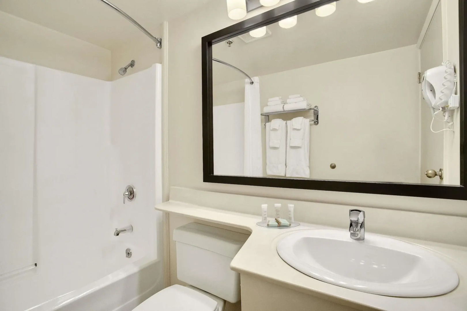 Travelodge Suites by Wyndham Saint John