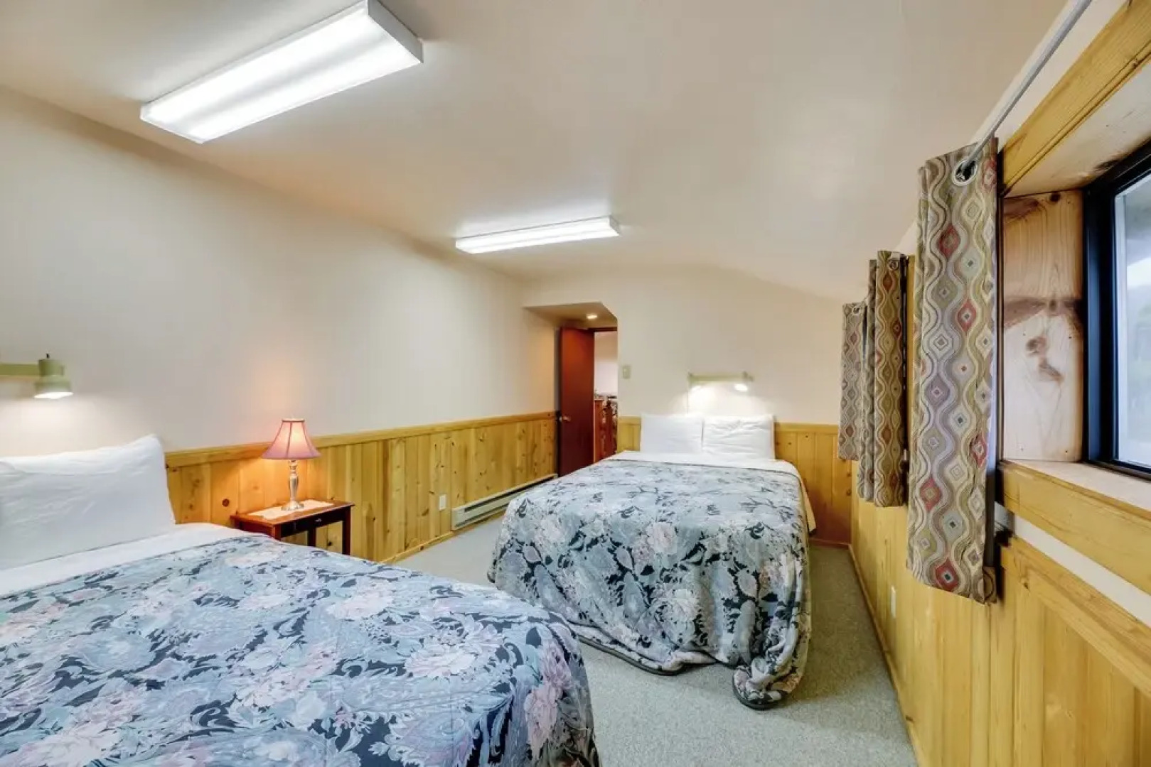 Sanderling Sea Cottages, Unit 1 With Deck!