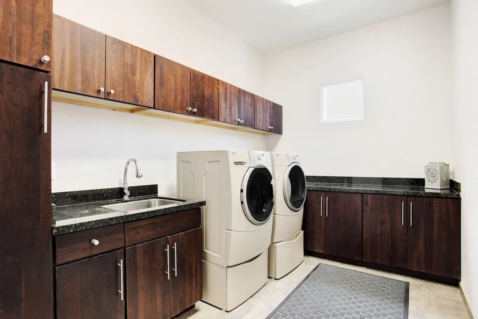 New Listing! 8,000 Sq. Ft. W/ Pool, Theater 6 Bedroom Villa